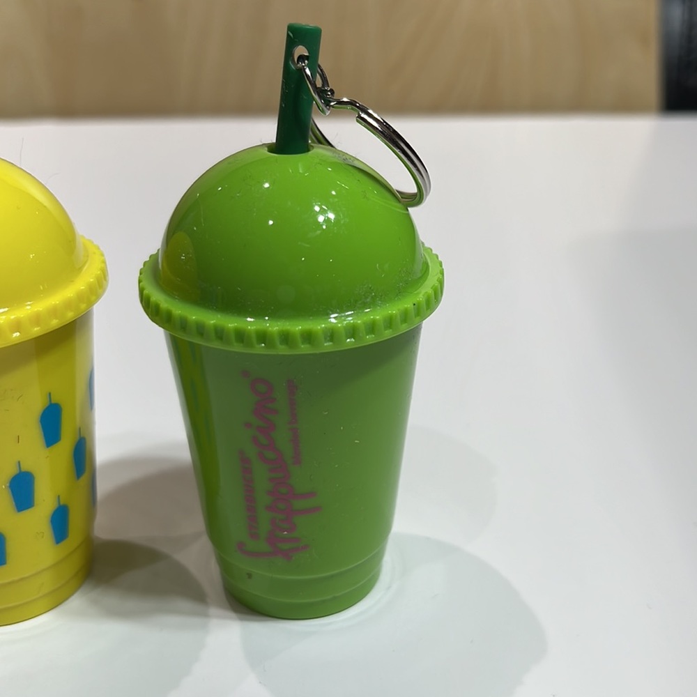 Starbucks keychains - Picture 5 of 9